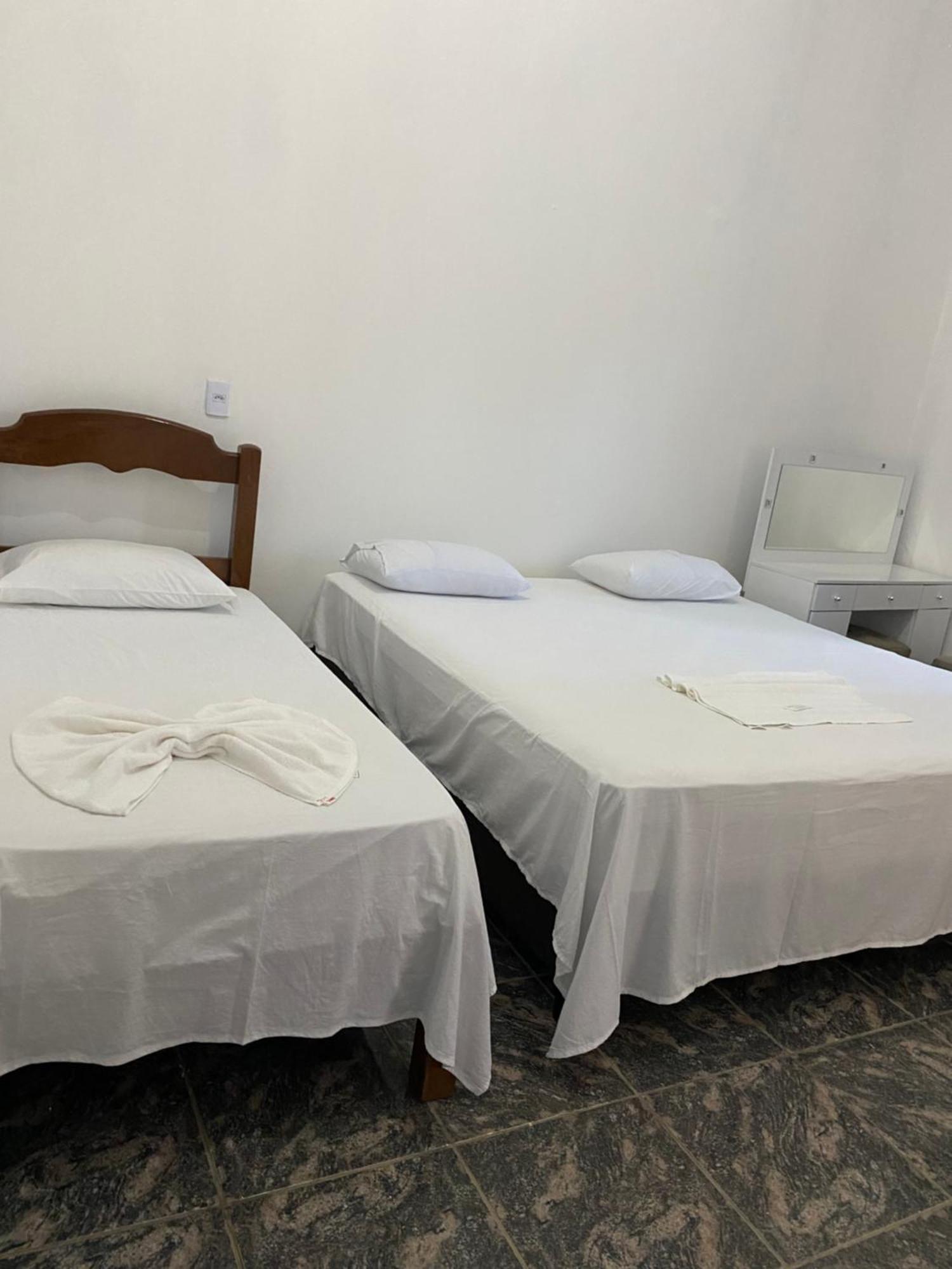 Hotel Pousada Do Sol II Aragarças Kültér fotó